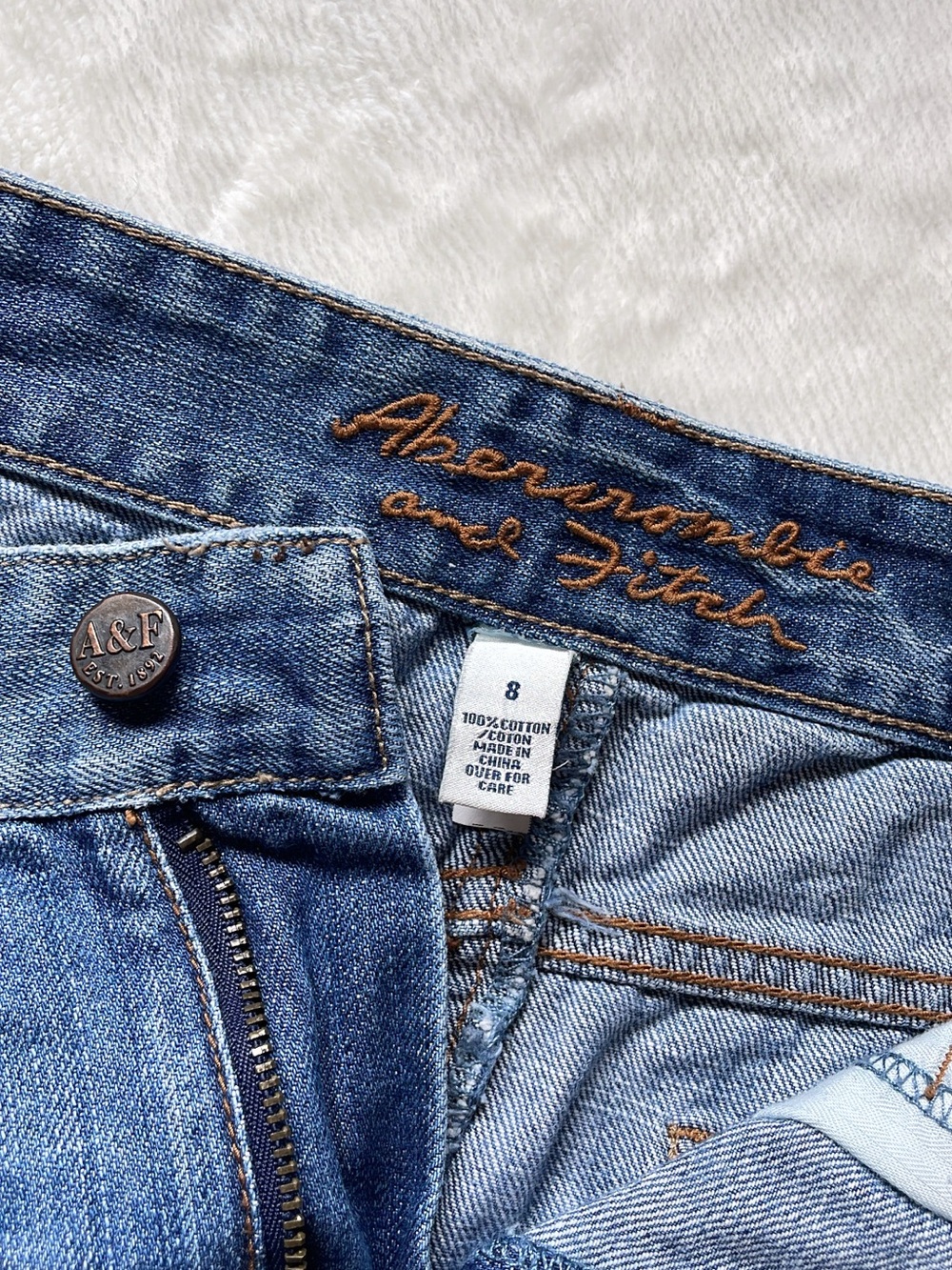Abercrombie & Fitch Distressed Denim
Mini Skirt | Size 8 - Picture 5 of 7